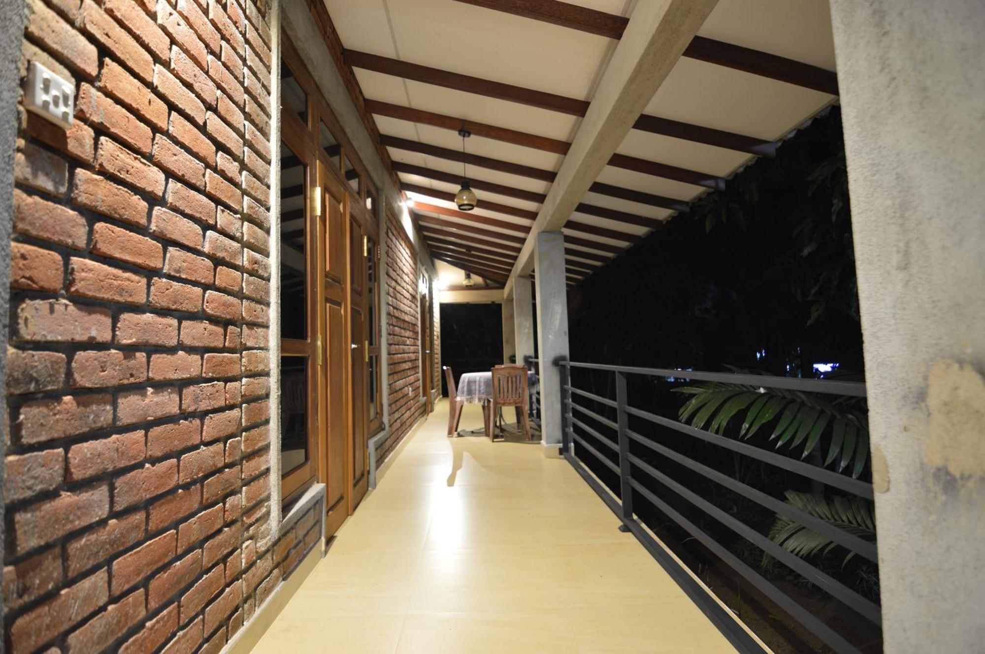 Binara Home Stay Polonnaruwa Esterno foto