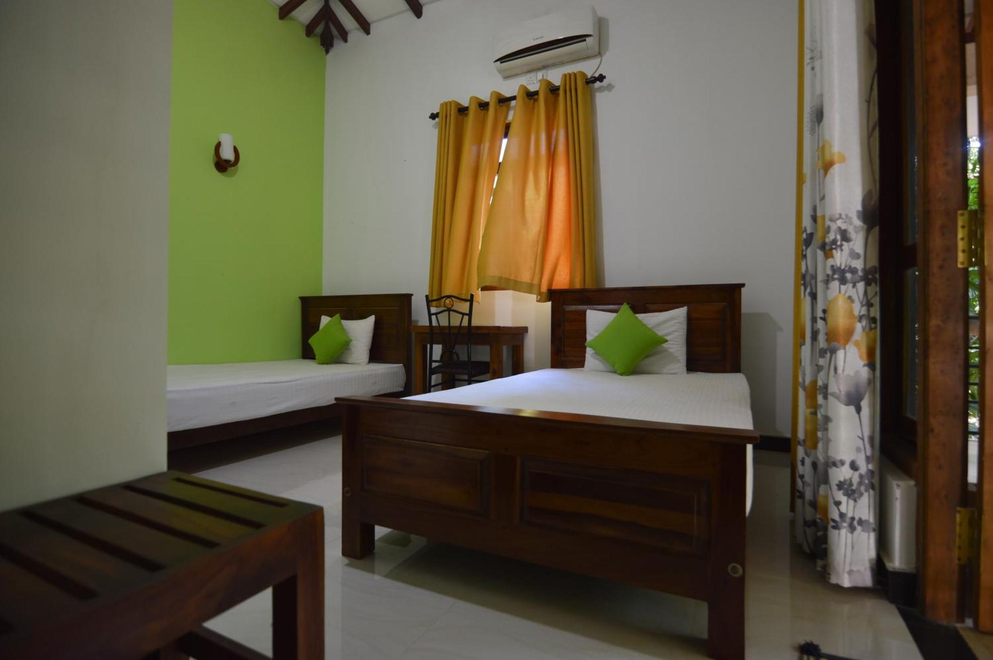 Binara Home Stay Polonnaruwa Esterno foto
