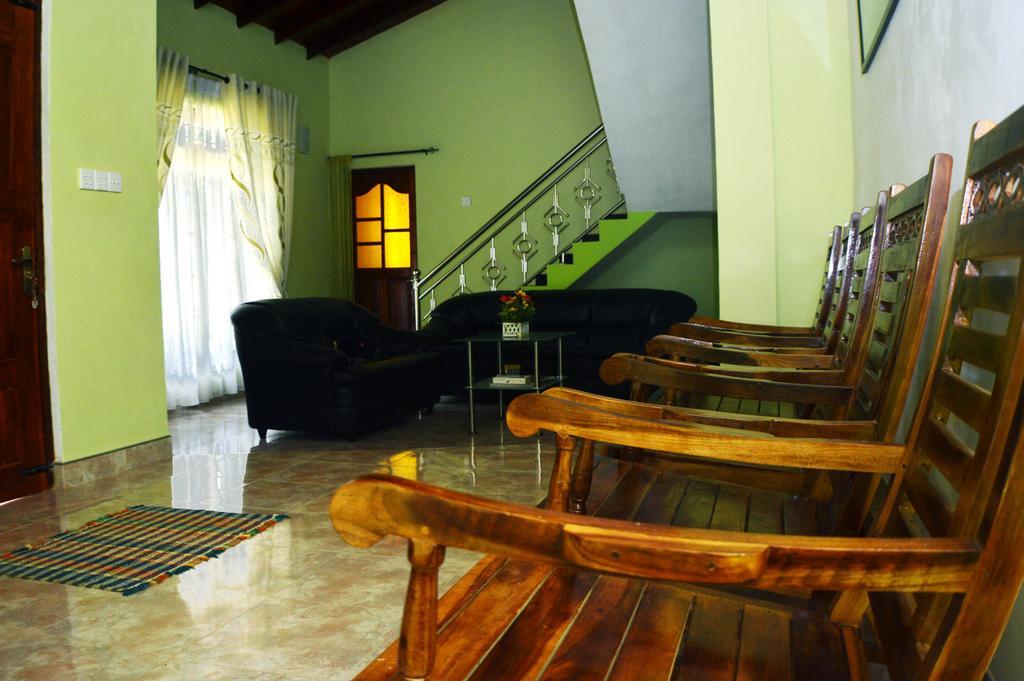 Binara Home Stay Polonnaruwa Esterno foto